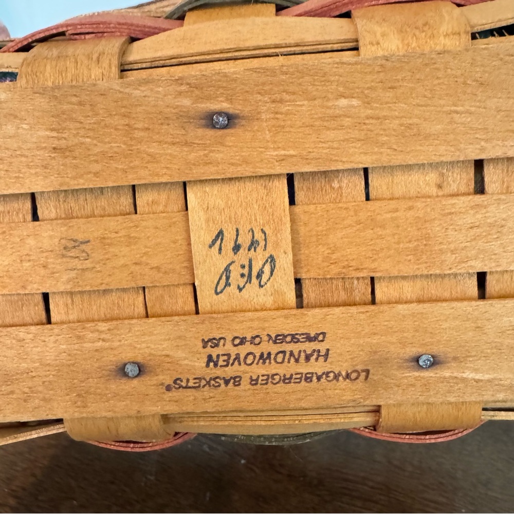 Longaberger Easter Basket Multi Color 1996 w/ Liner - Picture 6 of 10